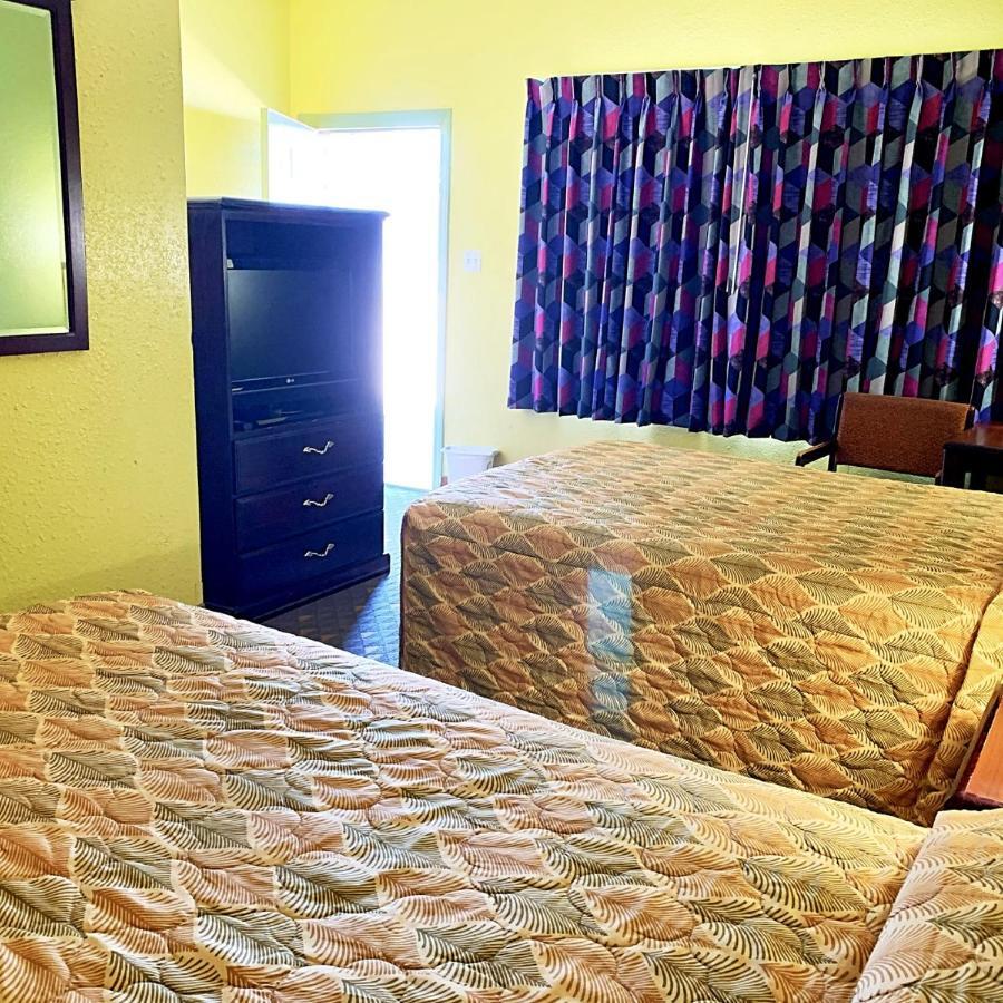 Luxury Inn Midland Exterior foto